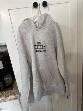 Light Gray Crewneck Hoodie Pullover - Casual Women's Sweatshirt